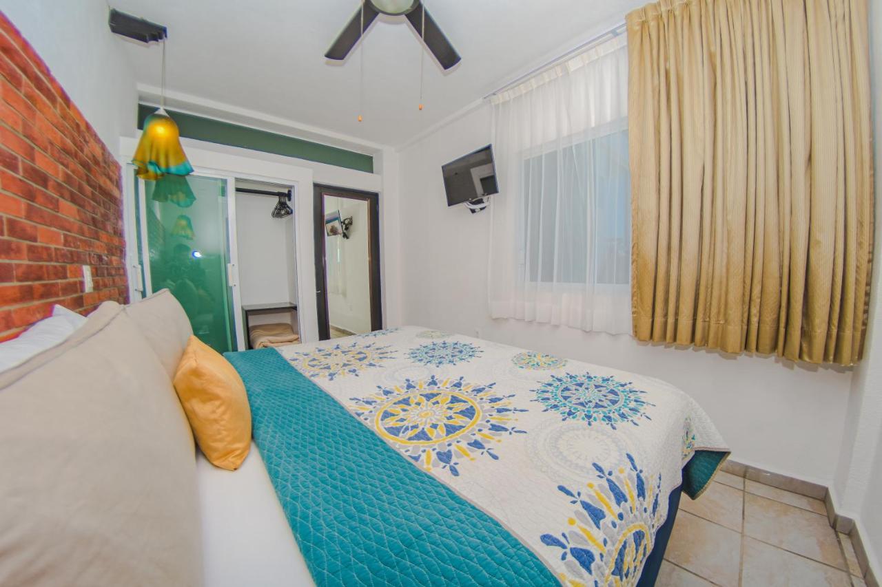Hotel Suites Nadia بويرتو فالارتا المظهر الخارجي الصورة