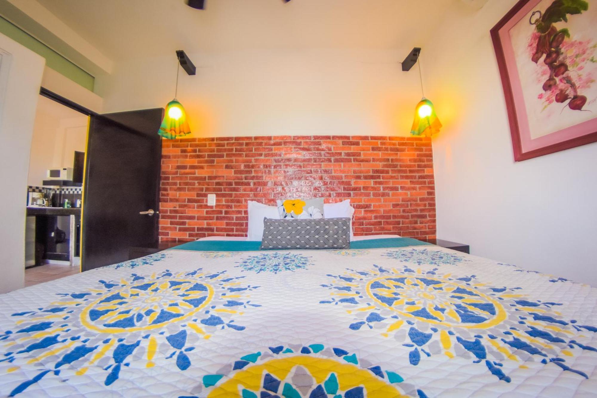 Hotel Suites Nadia بويرتو فالارتا المظهر الخارجي الصورة