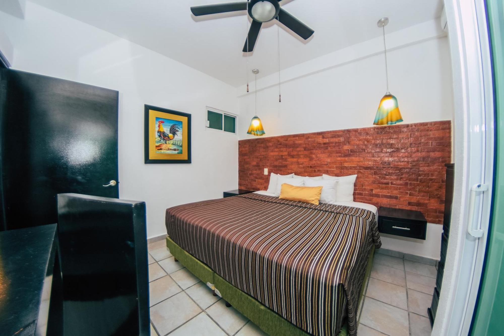 Hotel Suites Nadia بويرتو فالارتا المظهر الخارجي الصورة