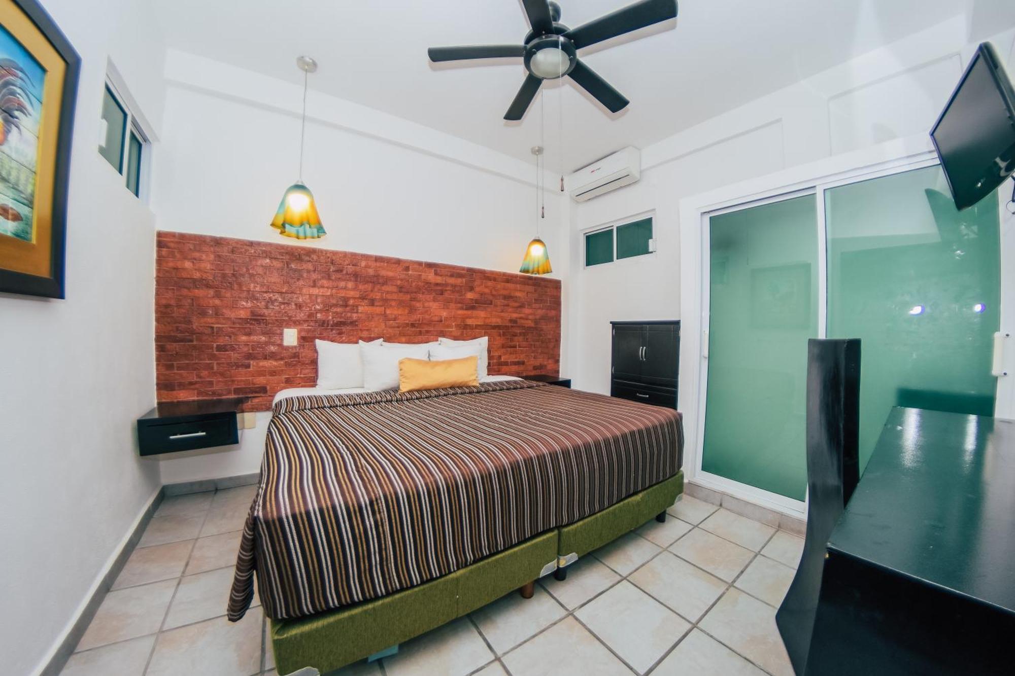 Hotel Suites Nadia بويرتو فالارتا المظهر الخارجي الصورة