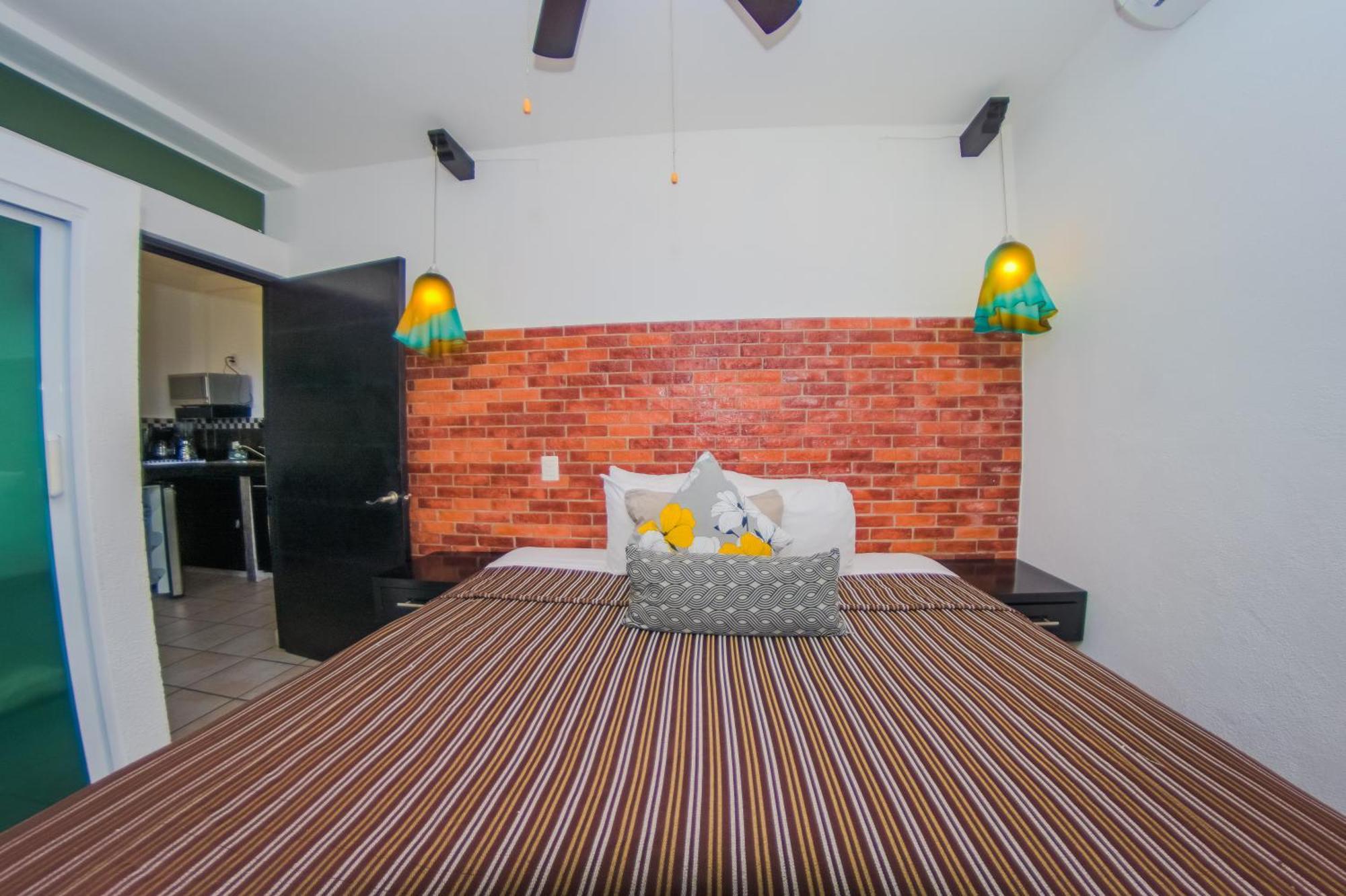 Hotel Suites Nadia بويرتو فالارتا المظهر الخارجي الصورة