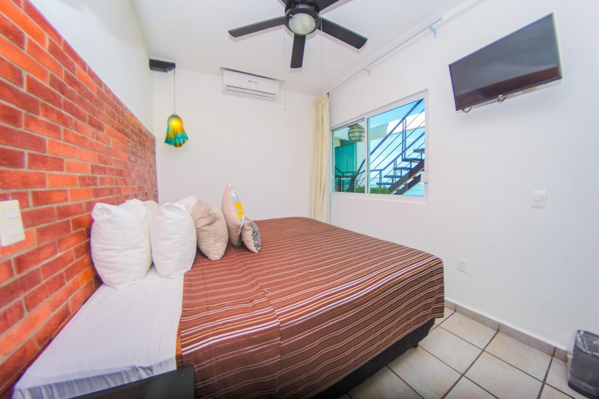 Hotel Suites Nadia بويرتو فالارتا المظهر الخارجي الصورة