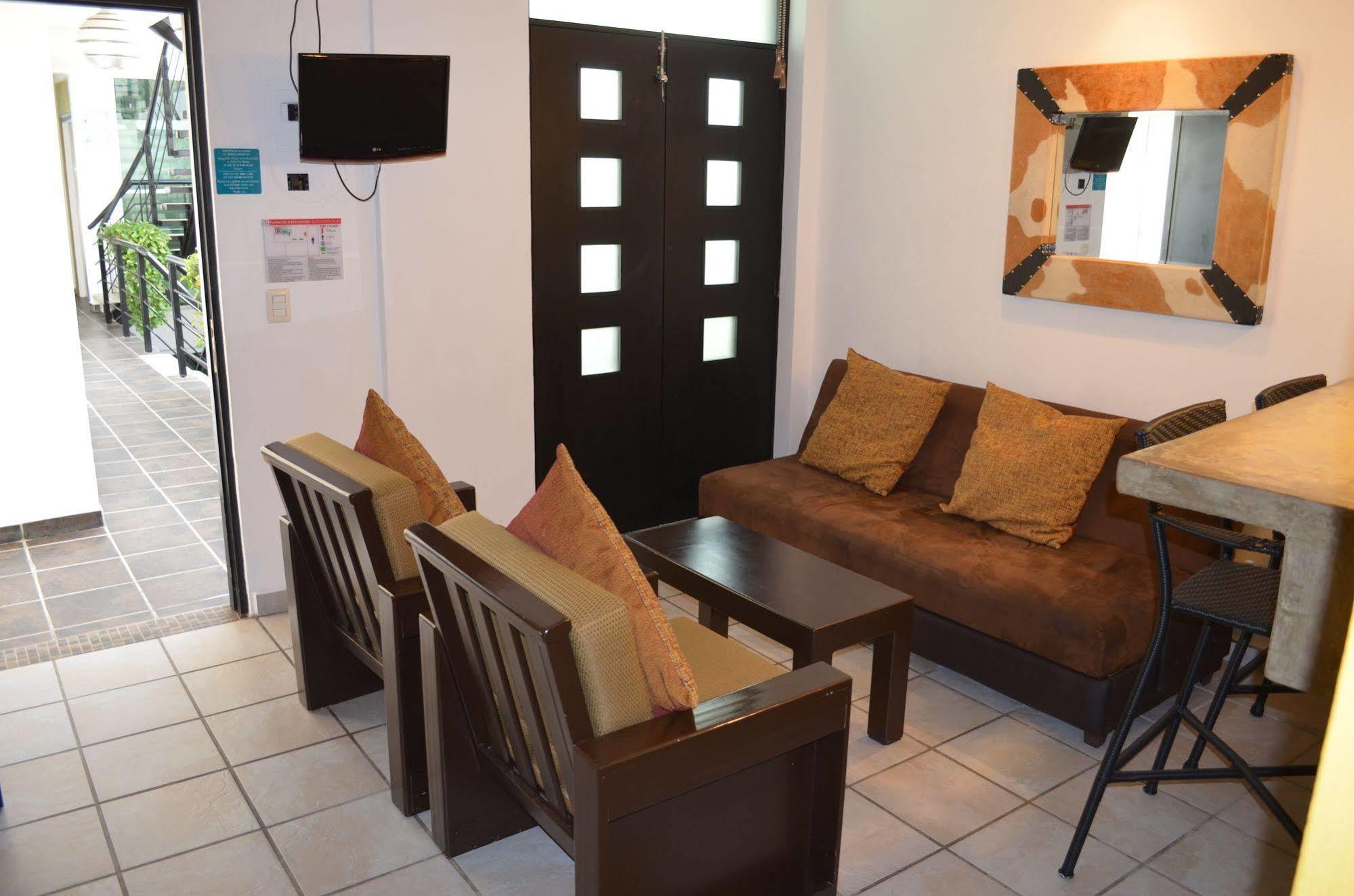 Hotel Suites Nadia بويرتو فالارتا المظهر الخارجي الصورة